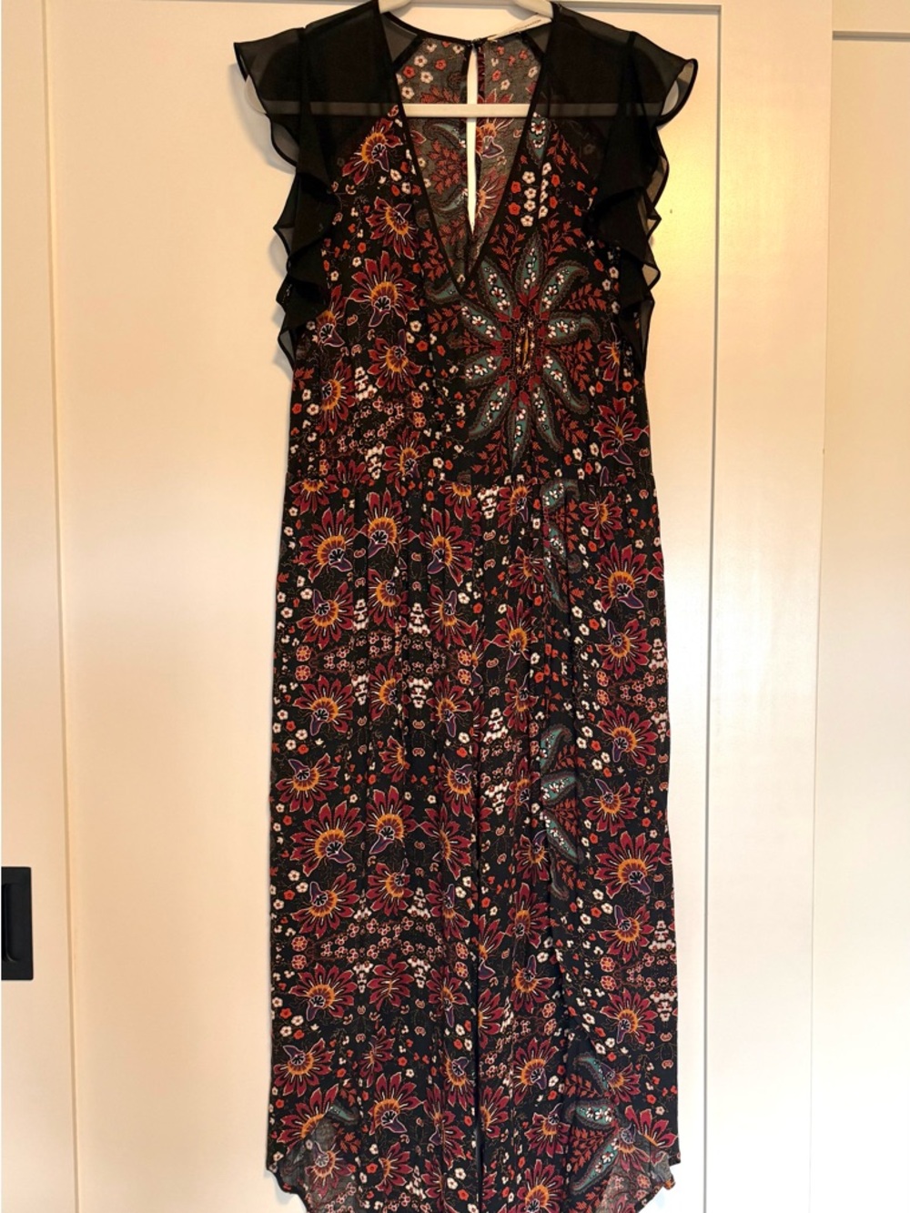 BCBGeneration Black Floral Sleeveless Boho Jumpsuit with Ruffle Sheer Shoulder L